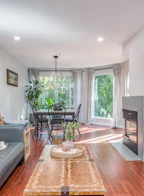 212 22233 River Road