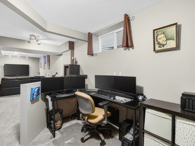 24387 101a Avenue, Maple Ridge, BC, V2W 1W6 - 24