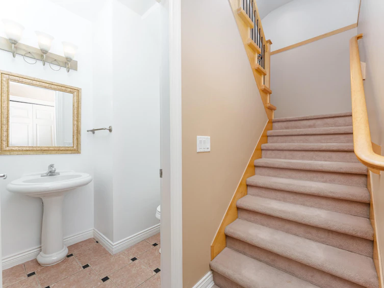 7474 Elwell Street, Burnaby, BC, V5E 1L4 - 16