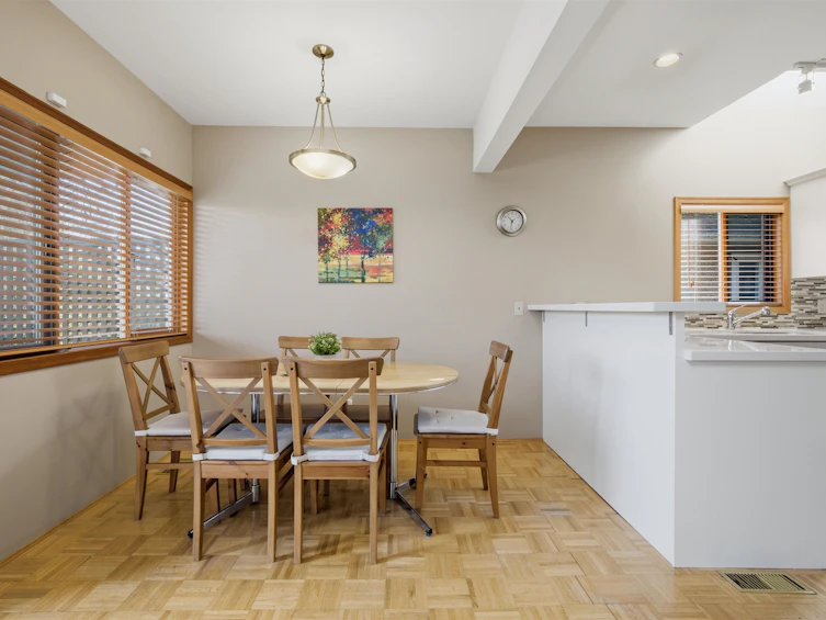 2865 W 30th Avenue, Vancouver, BC, V6L 1Z1 - 10