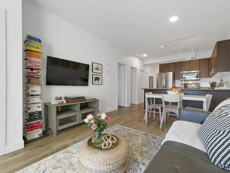 206-688 E 17th Avenue, Vancouver, BC, V5V 0A8 - 18