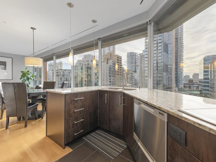 907-1177 Hornby Street, Vancouver, BC, V6Z 2E9 - 11
