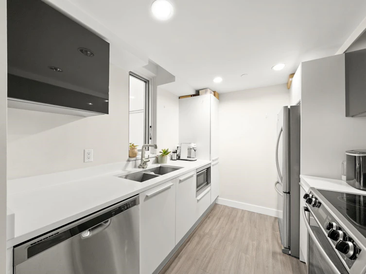 1002-1323 Homer Street, Vancouver, BC, V6B 5T1 - 11