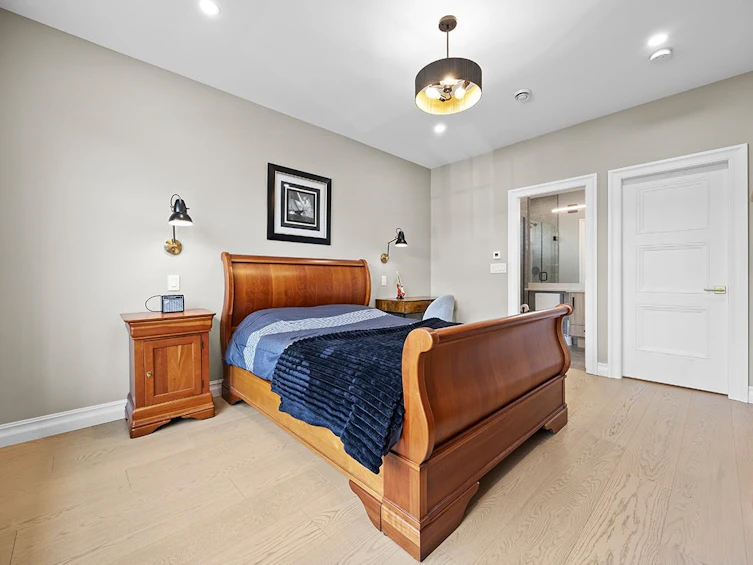 6902 Kitchener Street, Burnaby, BC, V5B 2J9 - 28