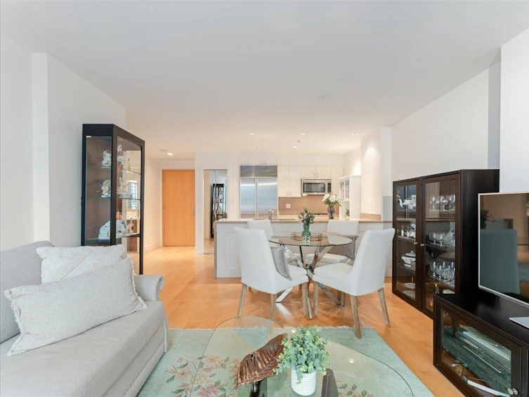 1008-590 Nicola Street, Vancouver, BC, V6G 3J8 - 11