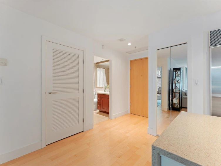 1008-590 Nicola Street, Vancouver, BC, V6G 3J8 - 15