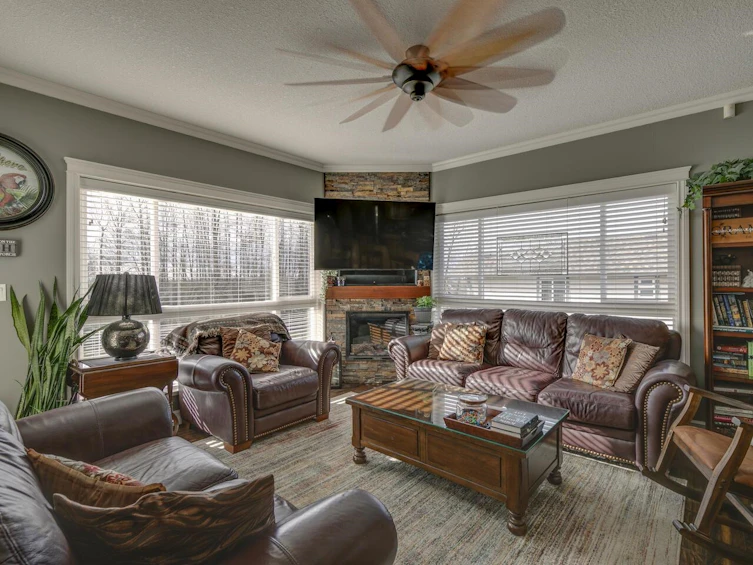 A214-33755 7th Avenue, Mission, BC, V2V 0A4 - 4