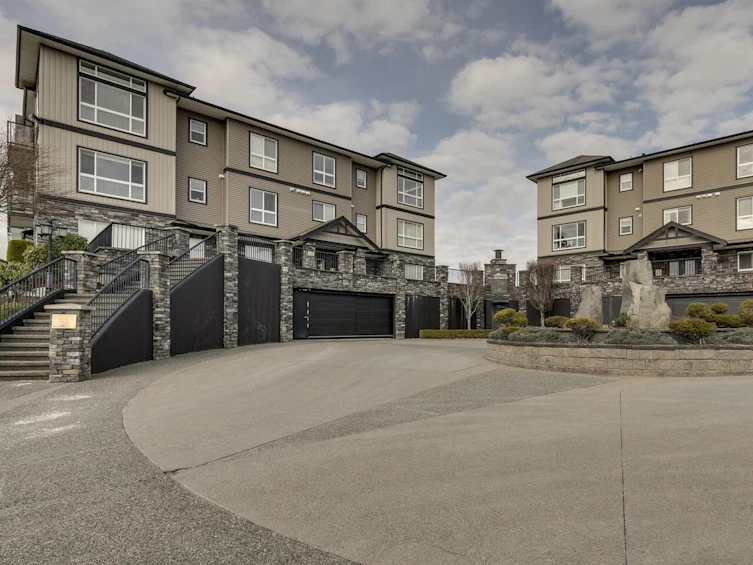 A214-33755 7th Avenue, Mission, BC, V2V 0A4