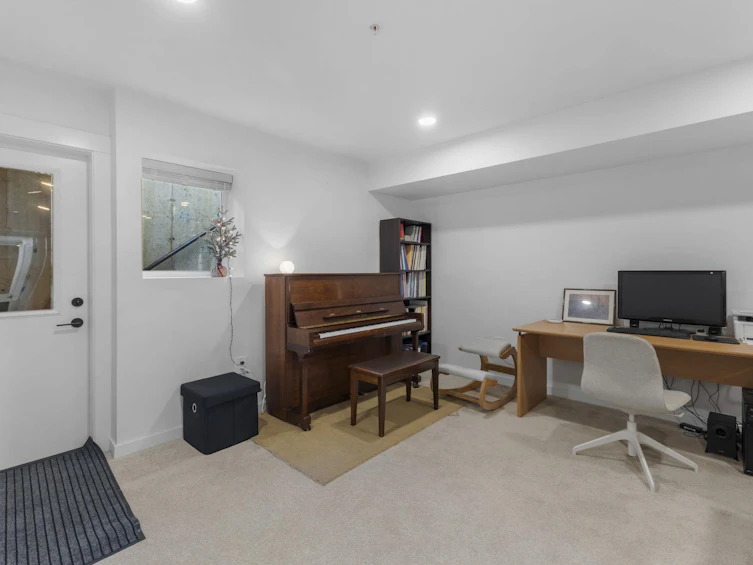 19656 75a Avenue, Langley, BC, V2Y 3T2 - 33