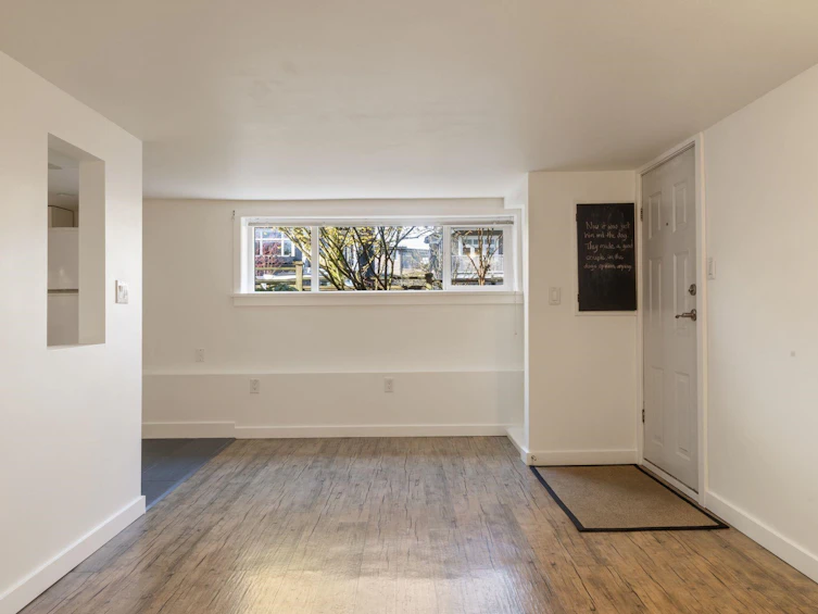 936 Semlin Drive, Vancouver, BC, V5L 4J8 - 24