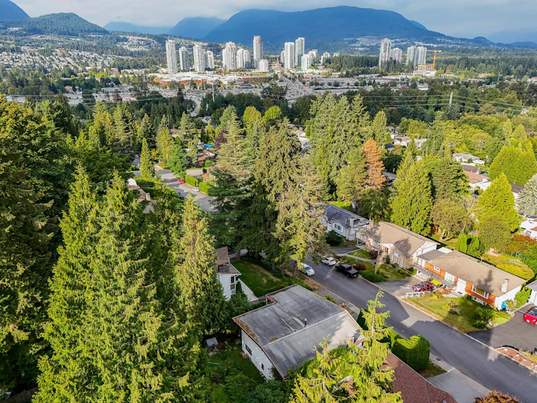 992 Saddle Street, Coquitlam, BC, V3C 3N5 - 29
