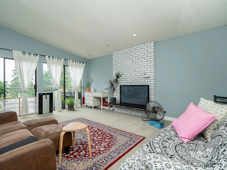 992 Saddle Street, Coquitlam, BC, V3C 3N5 - 3