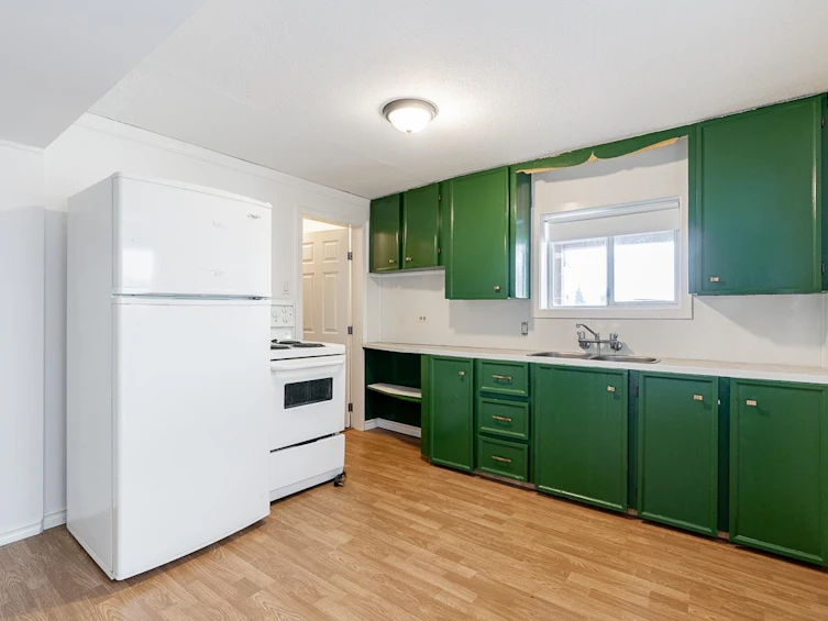 3895 Windermere Street, Vancouver, BC, V5R 2G4 - 13