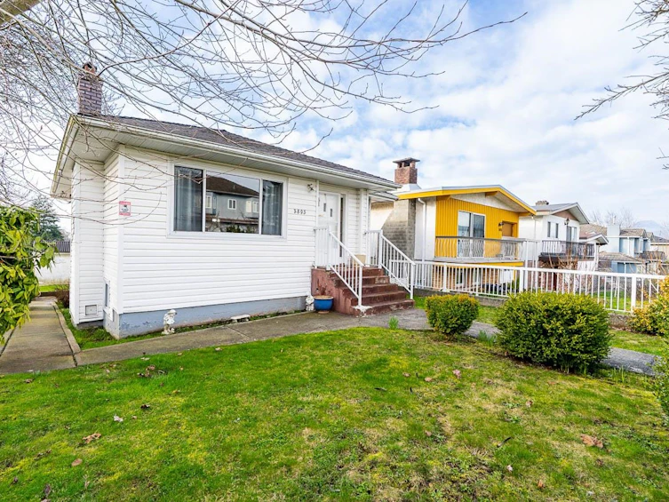 3895 Windermere Street, Vancouver, BC, V5R 2G4 - 4