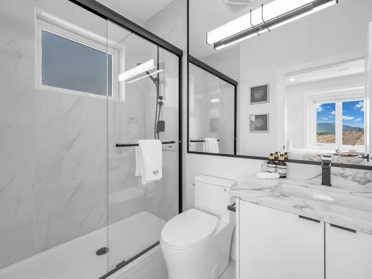 3415 Seaforth Drive, Vancouver, BC, V5M 4C6 - 11