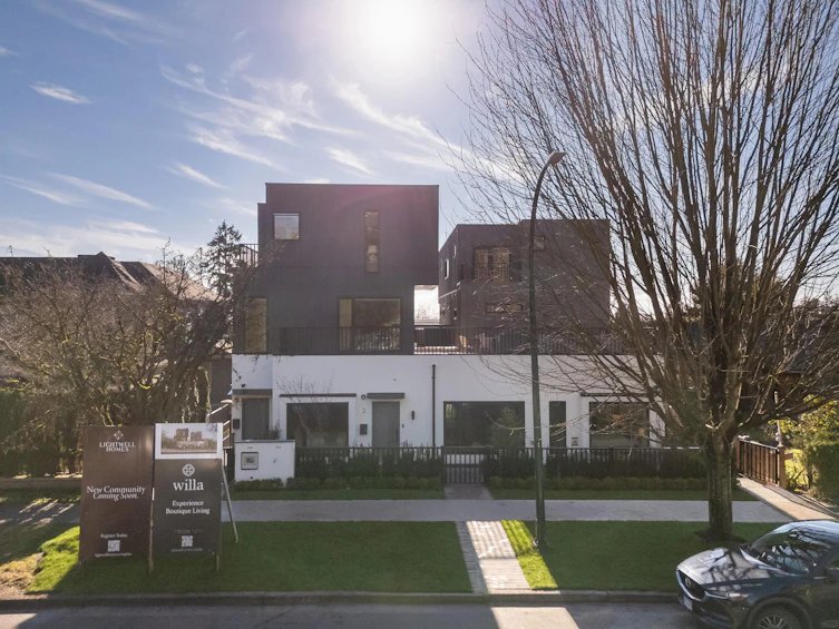 5-950 W 57th Avenue, Vancouver, BC, V6P 1S3 - 2