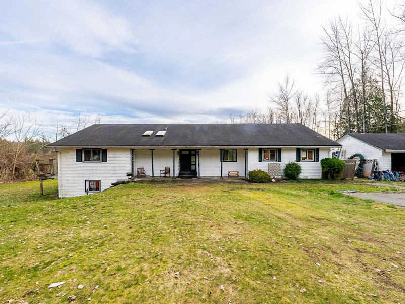 28204 108th Avenue, Maple Ridge BC V2W 1T5