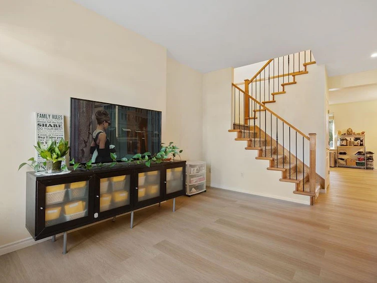 6629 187a Street, Surrey, BC, V3S 0T1 - 5