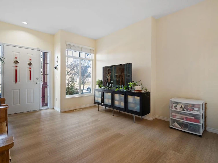 6629 187a Street, Surrey, BC, V3S 0T1 - 3
