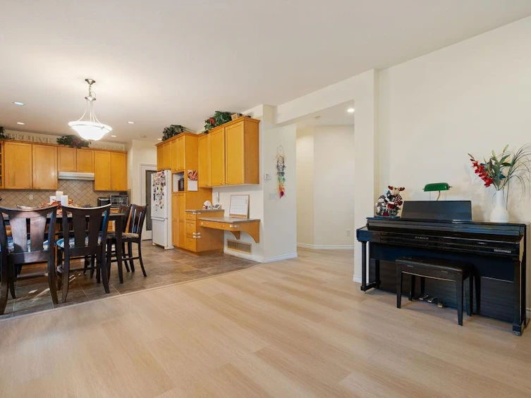 6629 187a Street, Surrey, BC, V3S 0T1 - 10