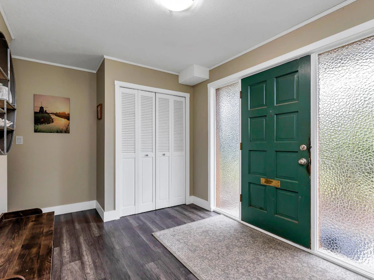 34648 Blatchford Way, Abbotsford, BC, V2S 6M7 - 4