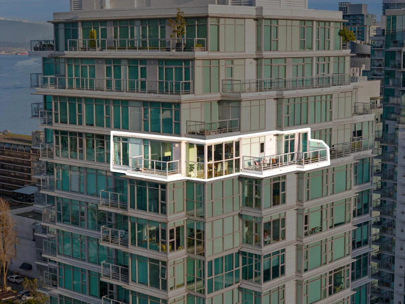 1901 - 1710 Bayshore Drive, Vancouver BC V6G 3G4