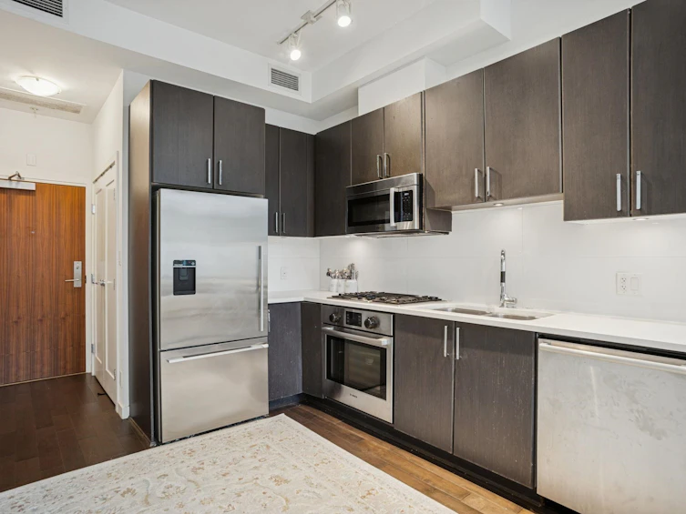 62 W 1st Avenue, Vancouver, BC, V5Y 0K4 - 6