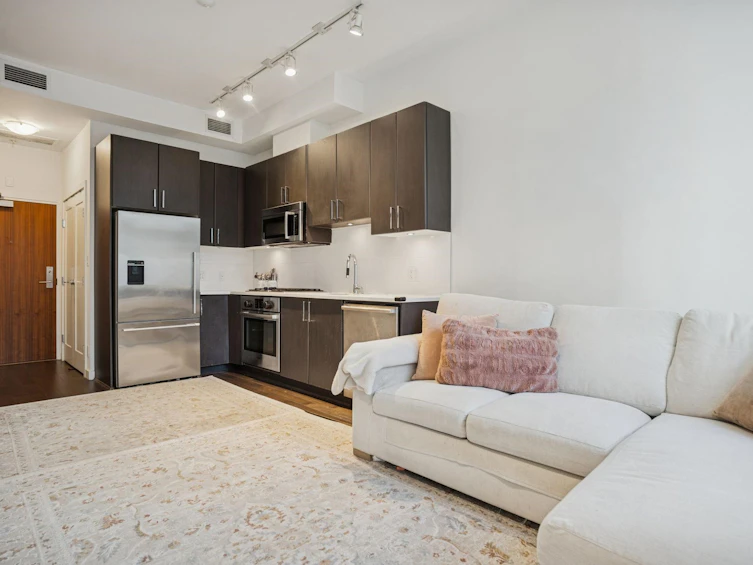 62 W 1st Avenue, Vancouver, BC, V5Y 0K4 - 5