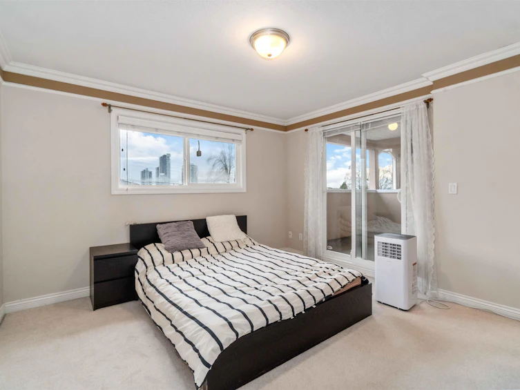 4292 Parker Street, Burnaby, BC, V5C 3C3 - 12