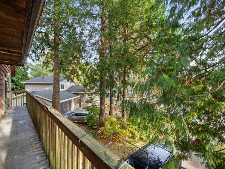 13317 15b Avenue, Surrey, BC, V4A 6C8 - 32