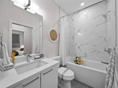 403-7375 Horne Street - 5