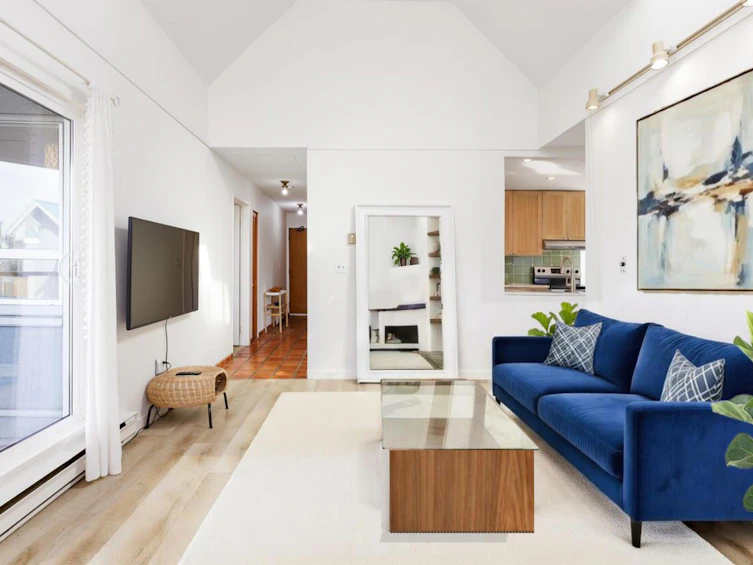 401-1345 W 4th Avenue, Vancouver, BC, V6H 3Y8 - 4