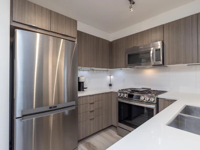 314-3323 151 Street - 3