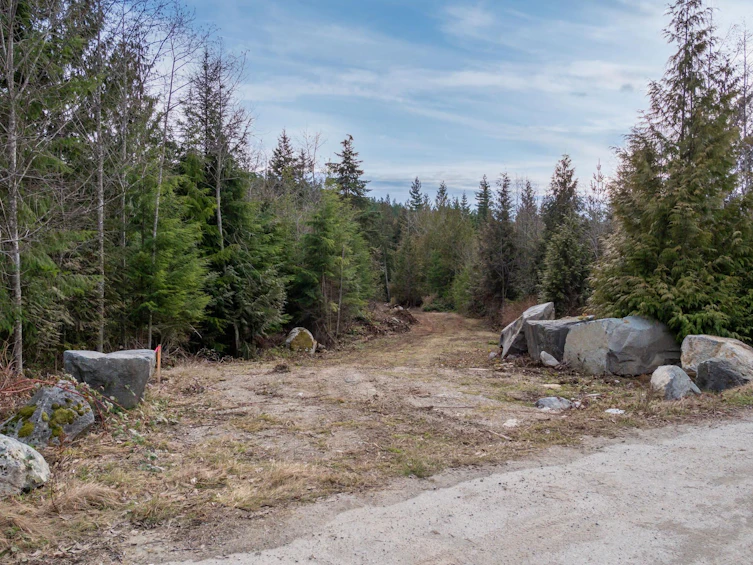 9305 Stephens Way, Halfmoon Bay, BC, V7Z 1G9 - 37