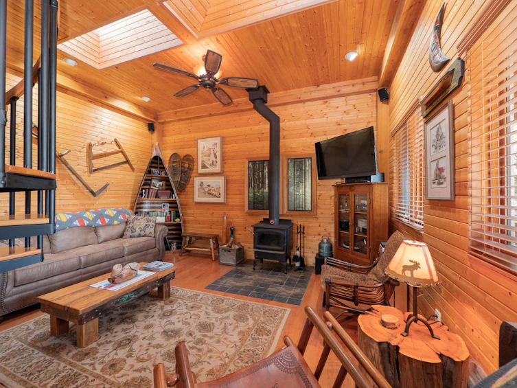9305 Stephens Way, Halfmoon Bay, BC, V7Z 1G9 - 7