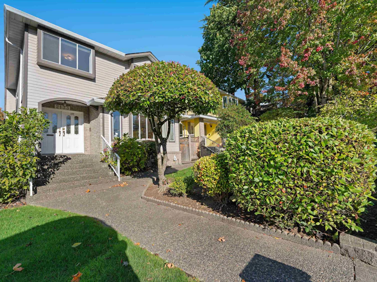 2133 W 49th Avenue, Vancouver, BC, V6M 2T5 - 31