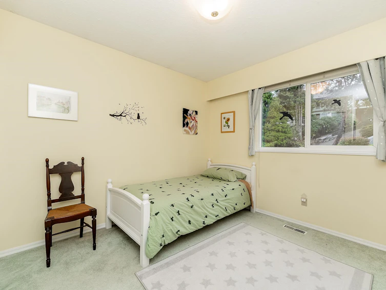 1063 Corona Crescent, Coquitlam, BC, V3J 7J1 - 16