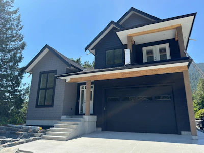 396 Eagle Street - 3