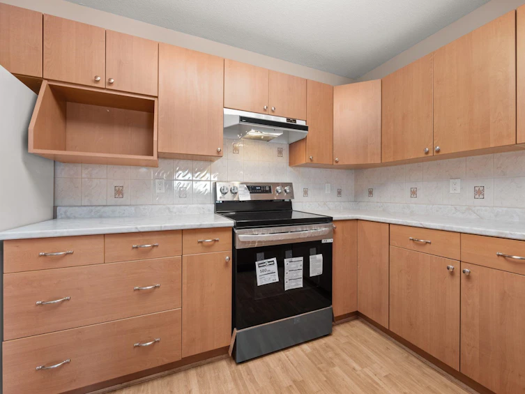 204-1140 55 Street, Delta, BC, V4M 3J8 - 3