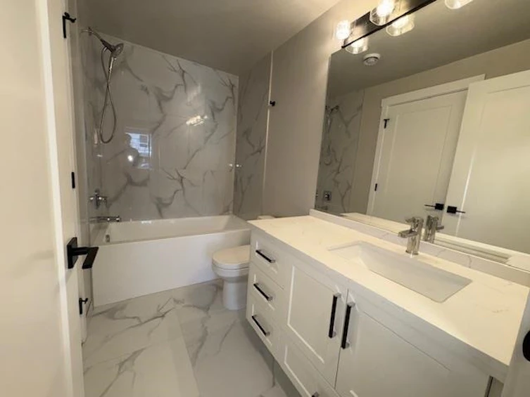430-12109 223 Street, Maple Ridge, BC, V2X 5Y6 - 12