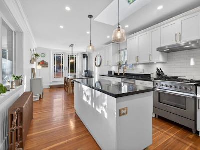 4387 St. George Street - 5