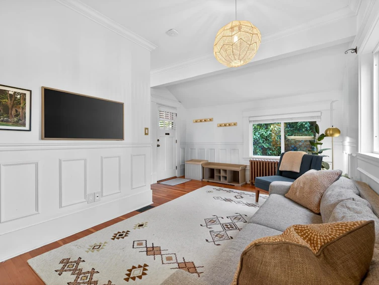 4387 St. George Street, Vancouver, BC, V5V 4A3 - 3