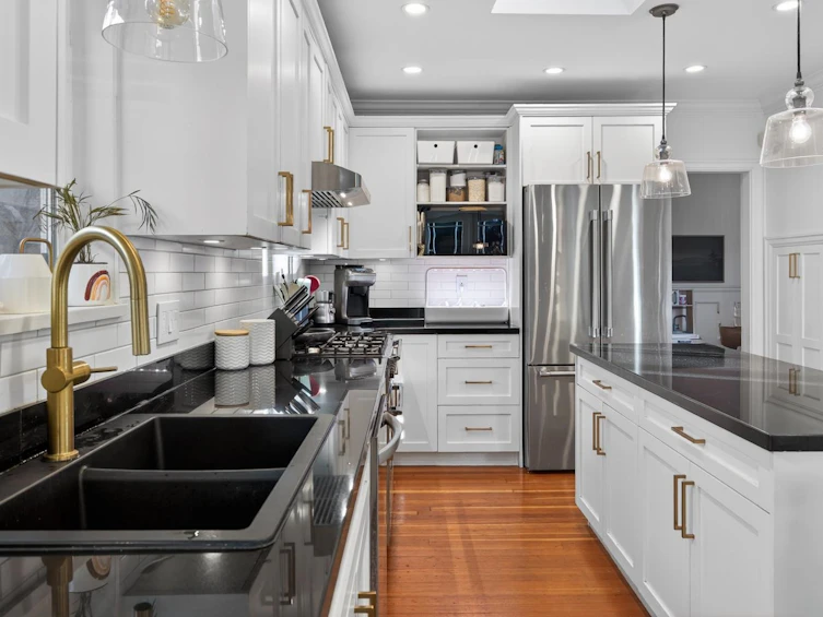 4387 St. George Street, Vancouver, BC, V5V 4A3 - 7