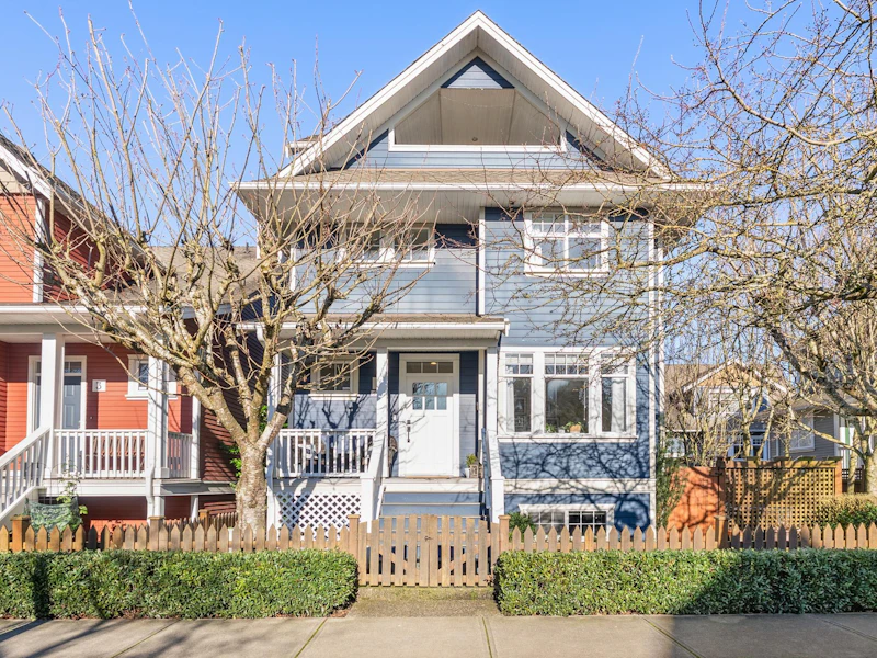4 - 6333 Princess Lane, Richmond BC V7E 6T3