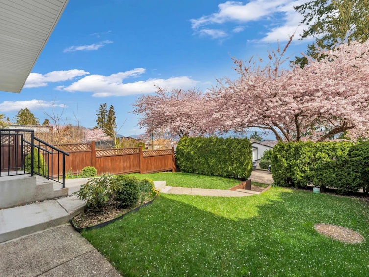 65 Ellesmere Avenue, Burnaby, BC, V5B 3S5 - 32