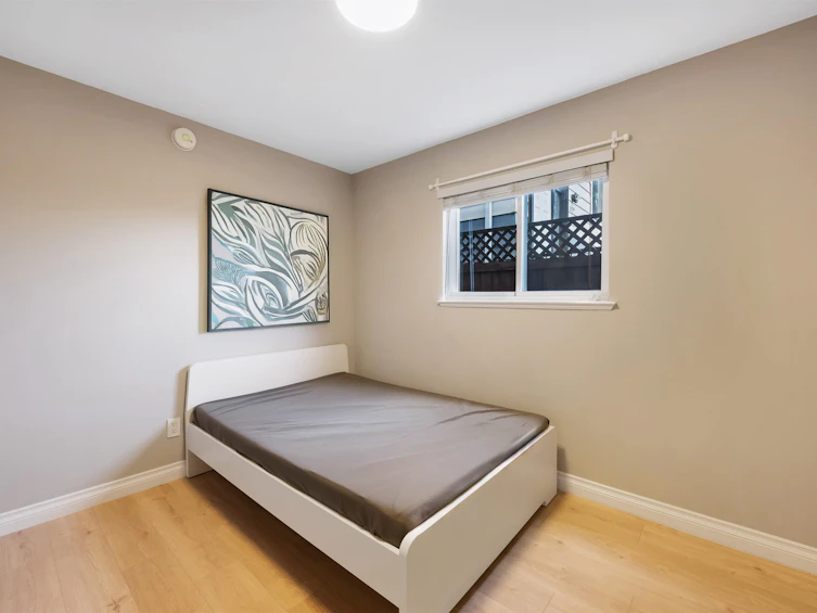 65 Ellesmere Avenue, Burnaby, BC, V5B 3S5 - 29