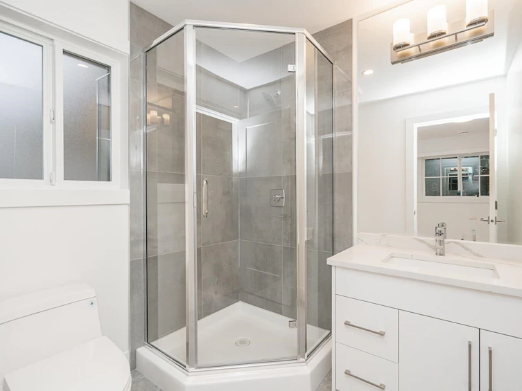 5481 7 Avenue, Delta, BC, V4M 1P7 - 21