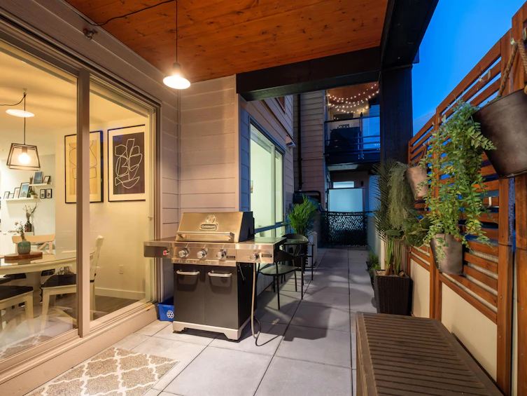 201-108 E 8th Street, North Vancouver, BC, V7L 0H1 - 25