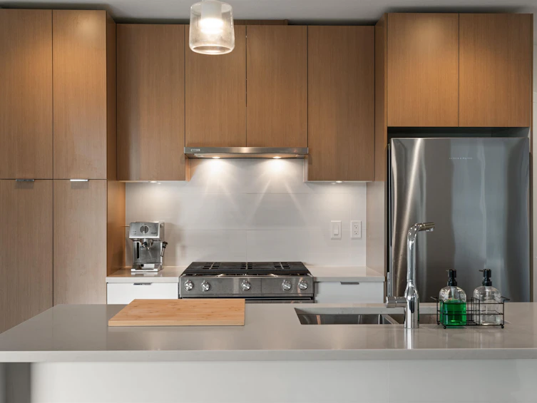 201-108 E 8th Street, North Vancouver, BC, V7L 0H1 - 7