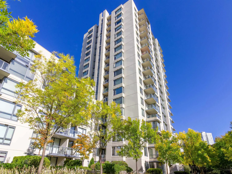 305-3588 Crowley Drive, Vancouver, BC, V5R 6H3 - 23